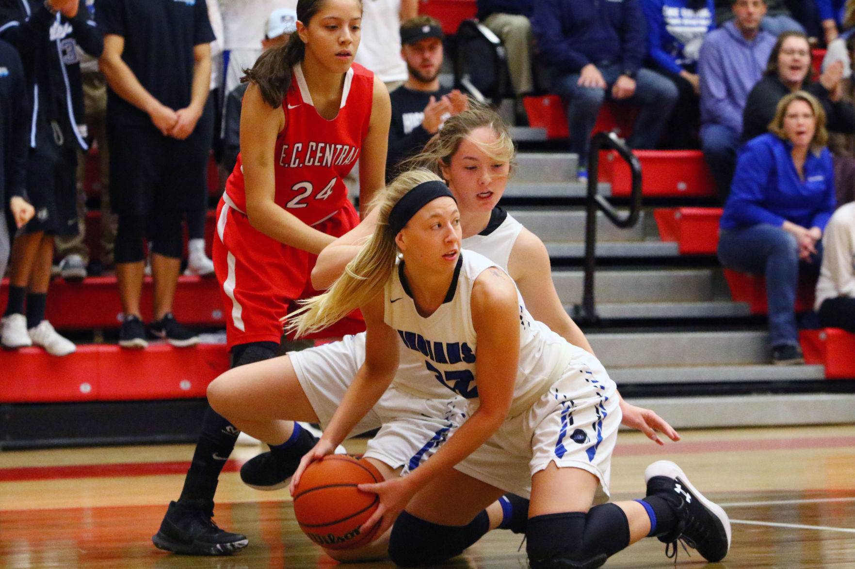 Gallery: Girls Basketball Sectional Finals - E.C. Central vs. Lake Central